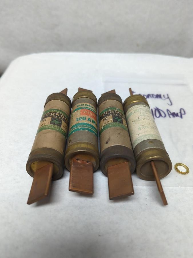 ECONOMY,100 AMP,RENEWABLE 100 AMP FUSE LOT OF 4 PRE-OWNED