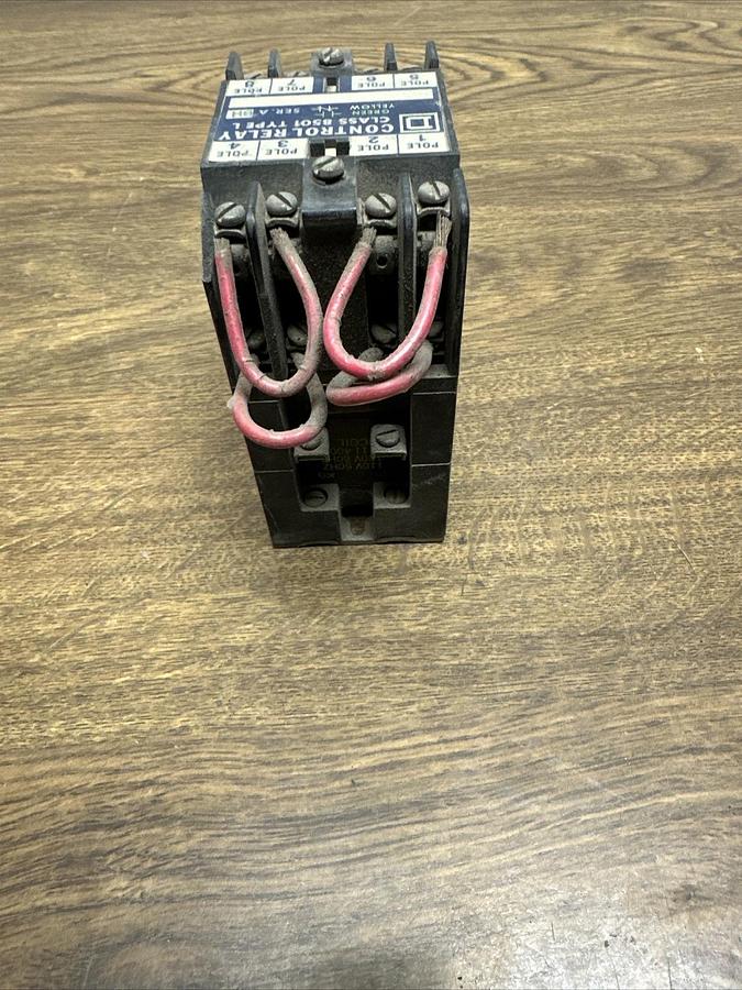 Used Square D,8501LO60,Latching Relay
