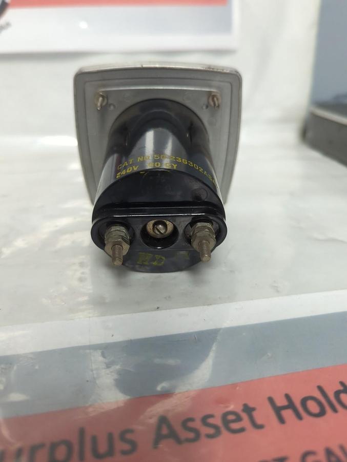 Used GENERAL ELECTRIC,50-236302AB4A2,HOUR METER 240V 60CY PRE-OWNED