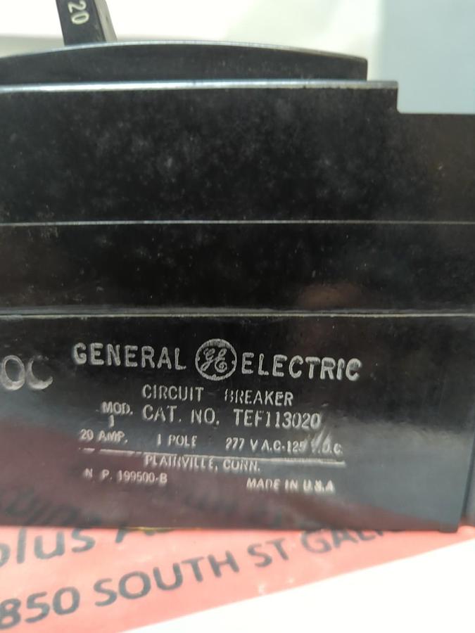 Used GENERAL ELECTRIC,TEF113020,CIRCUIT BREAKER 1-POLE 20 AMP LOT OF 3 PRE-OWNED