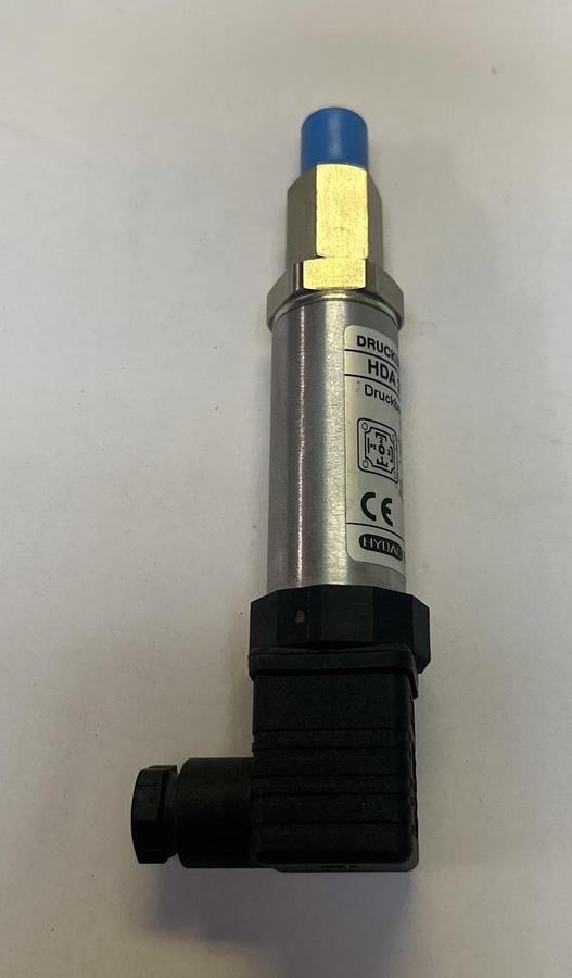 Used HYDAC,HDA3745-B-100-000,PRESSURE TRANSDUCER