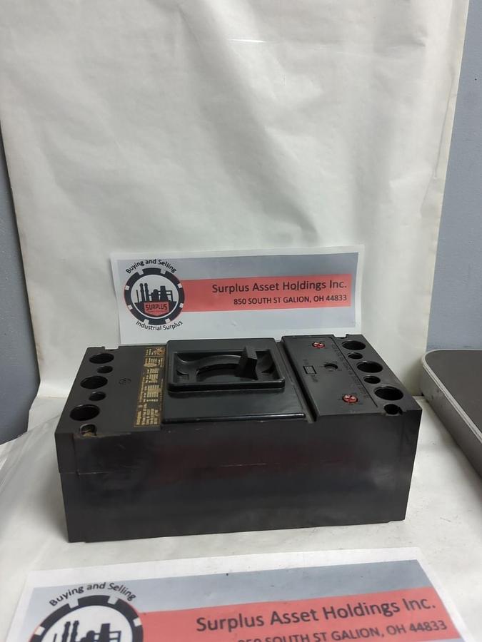 Used WESTINGHOUSE,KA2225F,CIRCUIT BREAKER 2-POLE 225 AMP MAX KA FRAME PRE-OWNED