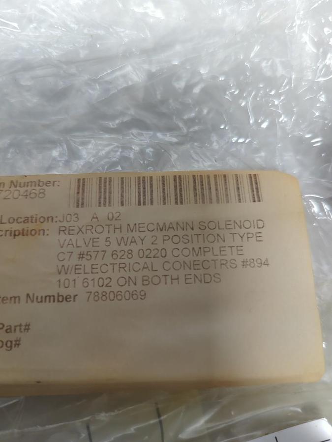 REXROTH,5776280220,SOLENOID VALVE 5-WAY 2-POS W/ ELECTRICAL CONNECTORS NOS