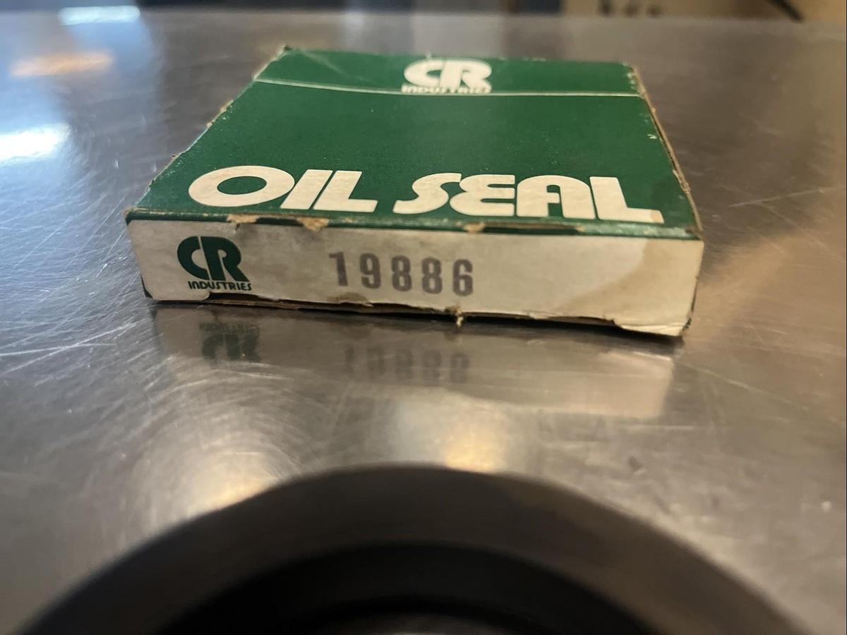 CR CHICAGO RAWHIDE,19886,OIL SEAL