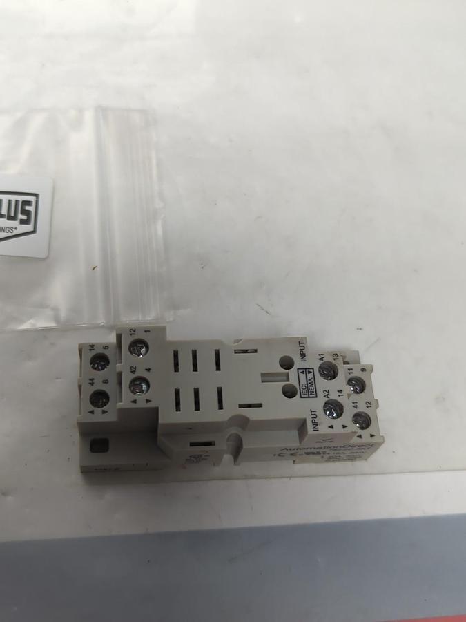 Used AUTOMATION DIRECT,782-2C-SKT,RELAY SOCKET 20 AMP 300 VOLT PRE-OWNED