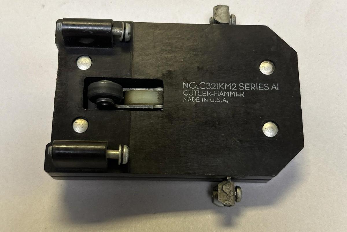 Used CUTLER-HAMMER,C321KM2,MECHANICAL INTERLOCK