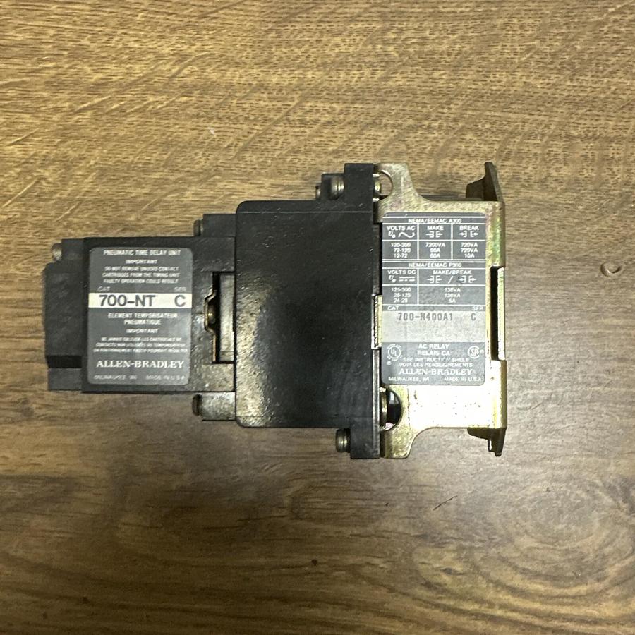 Used A-B,700-M400A1,Control Relay w700NT Time Delay Unit