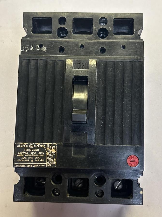 Used GENERAL ELECTRIC,TEB132060,CIRCUIT BREAKER 60A 240V 3P