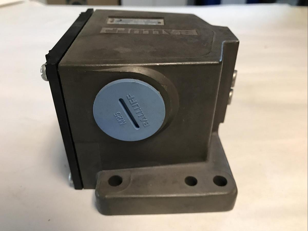 Balluff,BNS-819-D02-D12-100-10,Limit Switch