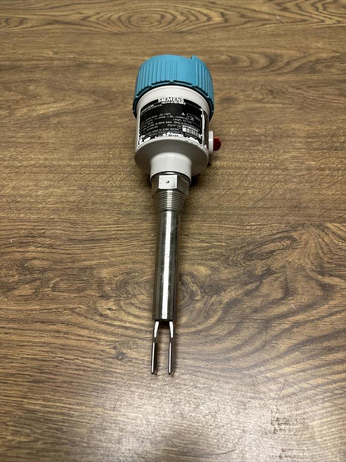 Siemens,7ML5747-2PA02-1BAO-Z,Vibrating Point Level Switch
