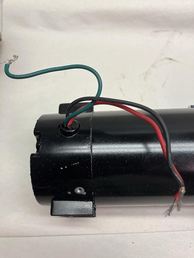 Used LEESON,M1135116.00,PERMANENT MAGNET GEARMOTOR 1/4HP 90VDC FR 34 CM34D25NZ60B