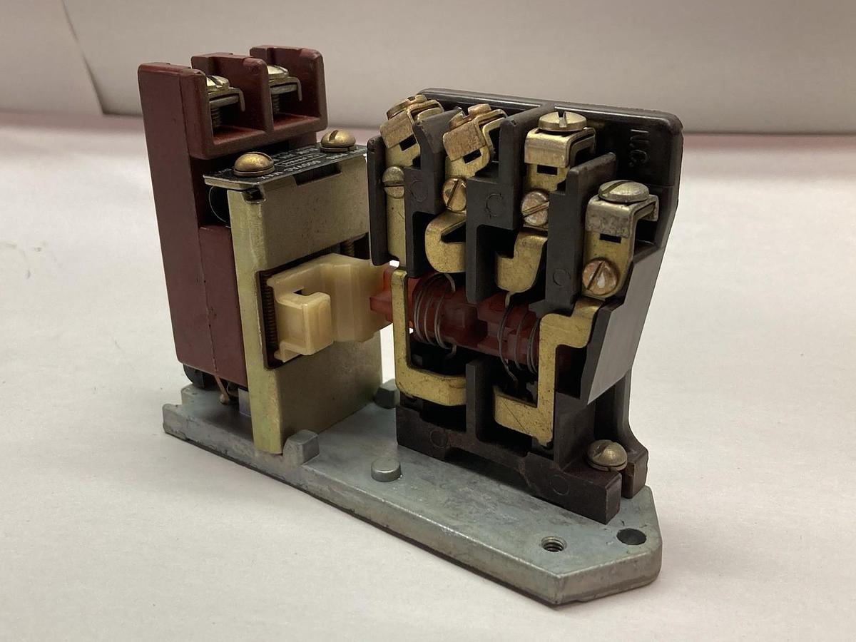 Used Clark Control,Type PMS,Slim Jim Relay 600Vac Max