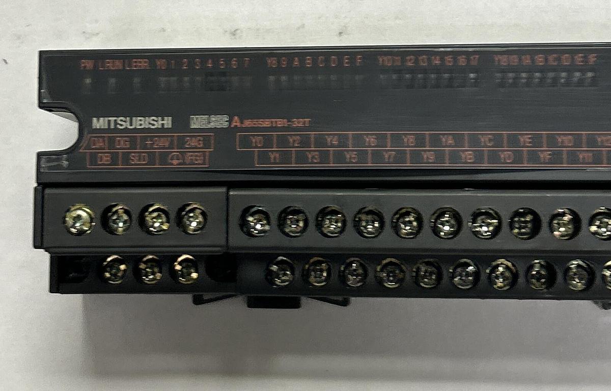 Used MITSUBISHI,AJ65SBTB1-32T,OUTPUT MODULE