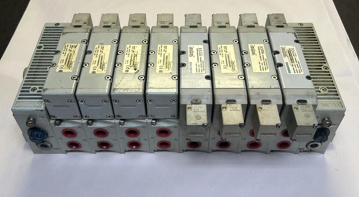 Used NUMATICS,N/A,EIGHT STATION MANIFOLD VALVE ASSELMBLY