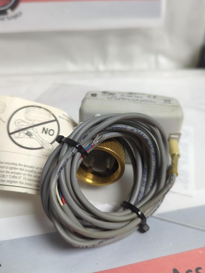 JOHNSON CONTROLS.VA-7450-10011,ELECTRIC ACTUATOR 24V-50/60HZ NOS
