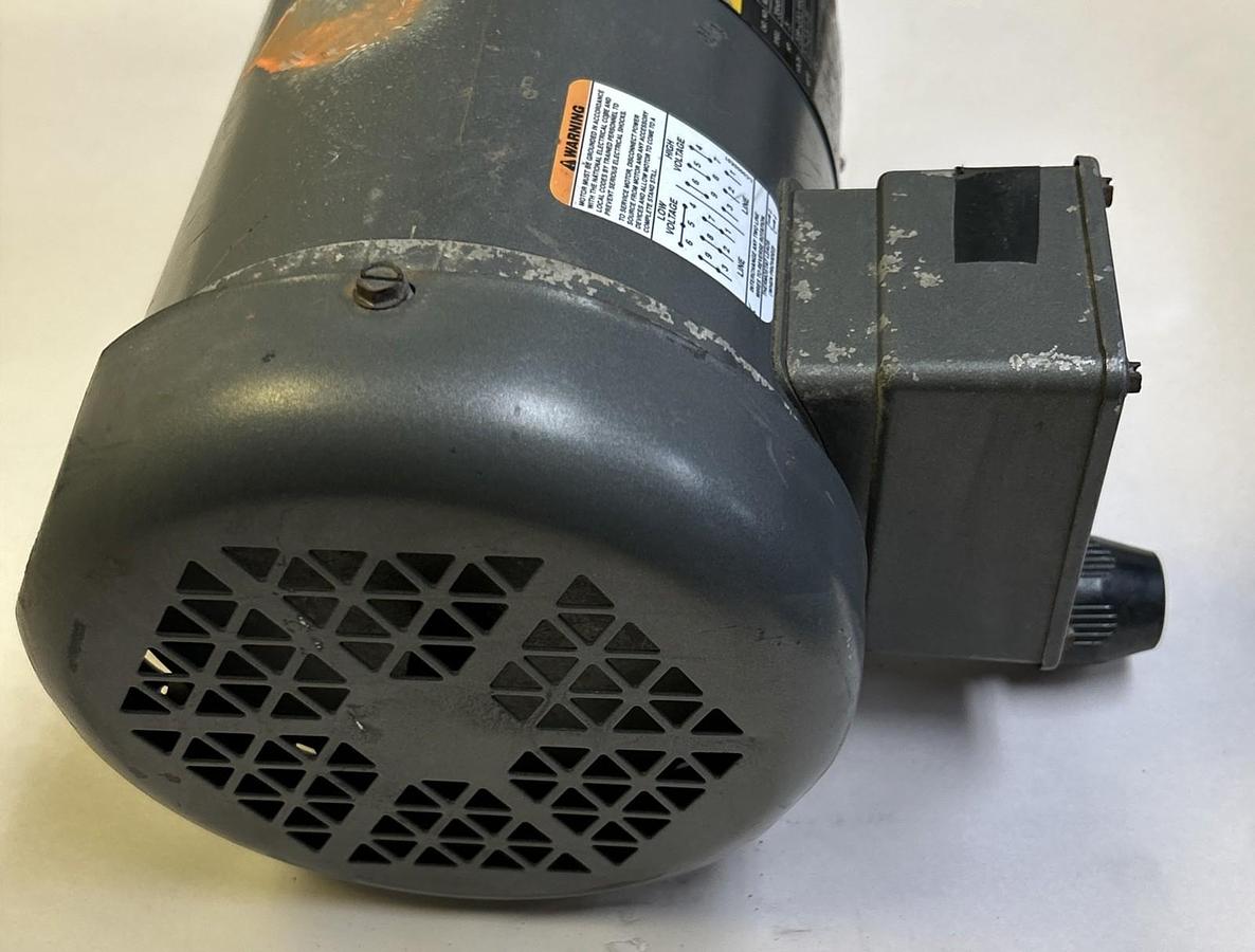 Used BALDOR,M3560,MOTOR 1/2HP 208-230/460V 850RPM 3PH 56/56H FRAME