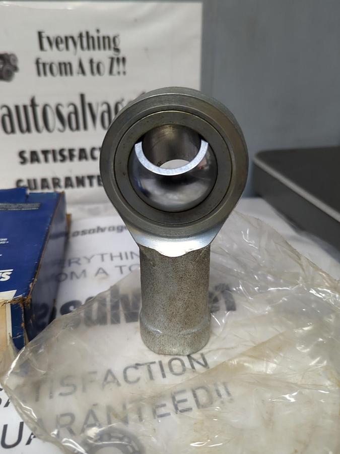 SEALMASTER,TR-16,RIGHT HANDED FEMALE ROD END BEARING 1 INCH NOS