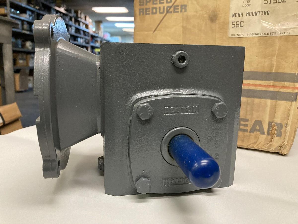 Used Boston Gear,F715-10-B5-J,Right Angle Worm Gear Reducer 10:1 Ratio