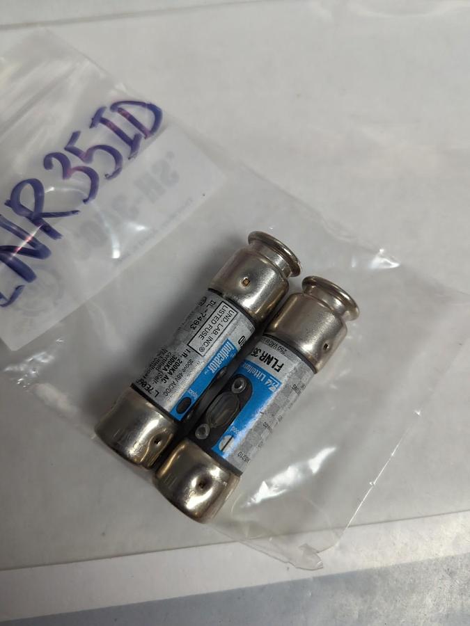 Used LITTELFUSE,FLNR-35ID,INDICATOR 35 AMP FUSE LOT OF 2 PRE-OWNED