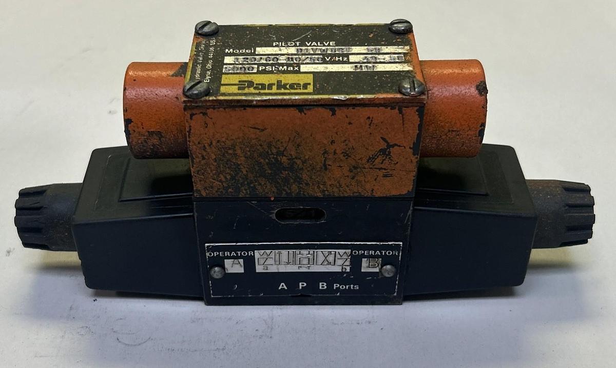 Used PARKER,D1VWS0Y59,DIRECTIONAL CONTROL VALVE 5000 PSI 110/120V