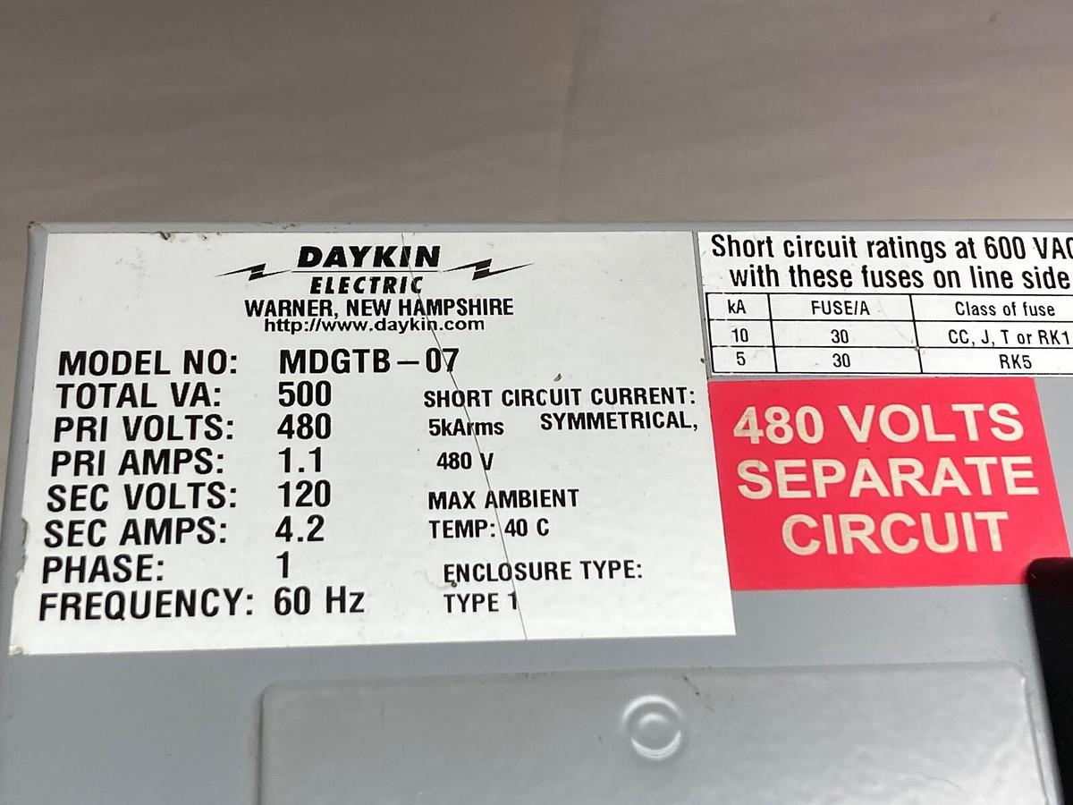 Used Daykin Electric,MDGTB-07,Midget Transformers Disconnect 480V 1.1A 60Hz