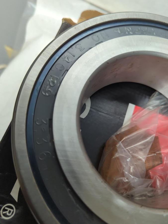 MCGILL,SB 22220 W33 SS,SPHER-ROL W/NYLAPLATE SEAL BEARING NOS