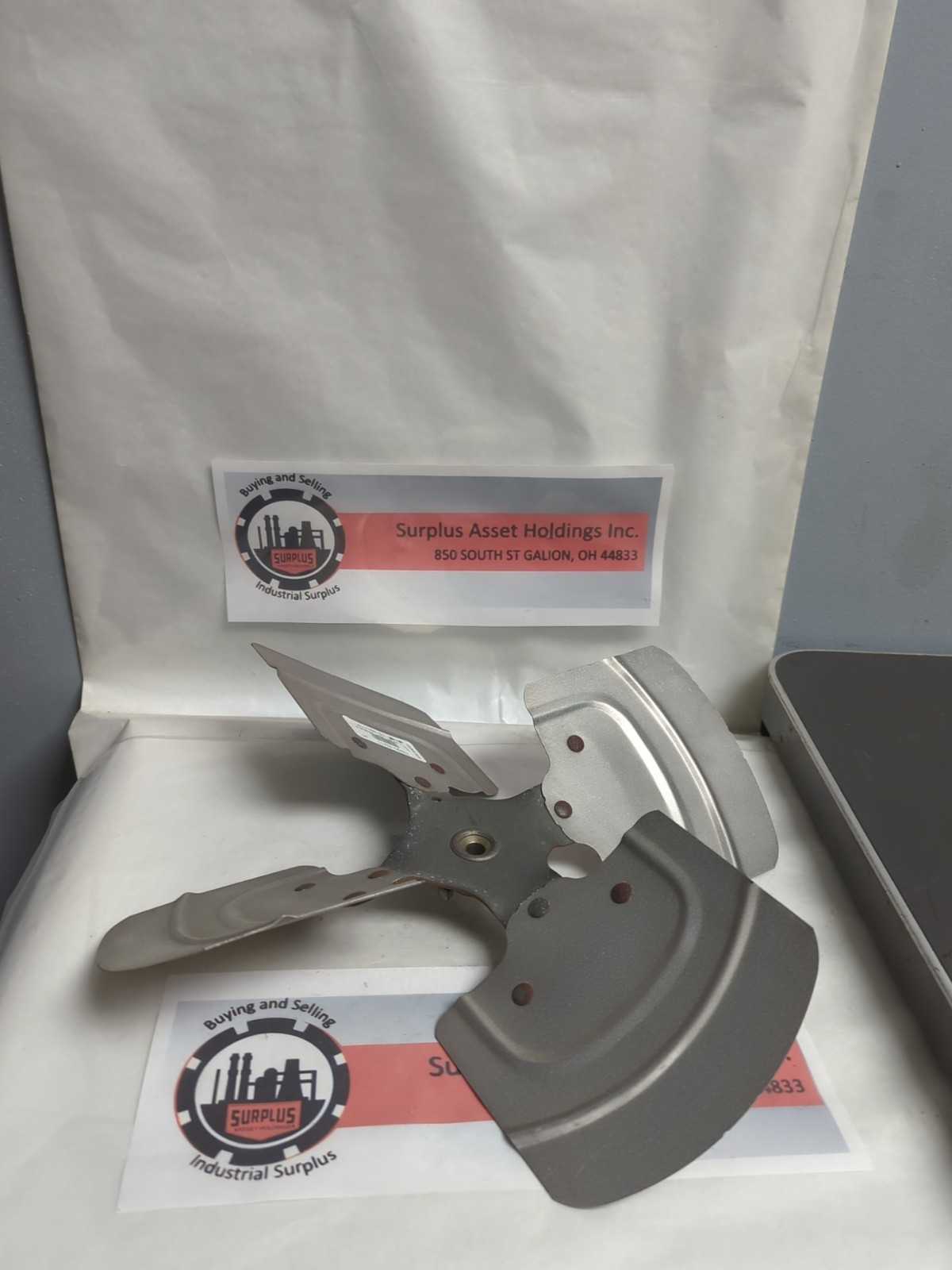 Used UNBRANDED,611-760-01,FAN BLADE F08CM55A 1434 .38 CW I PRE-OWNED