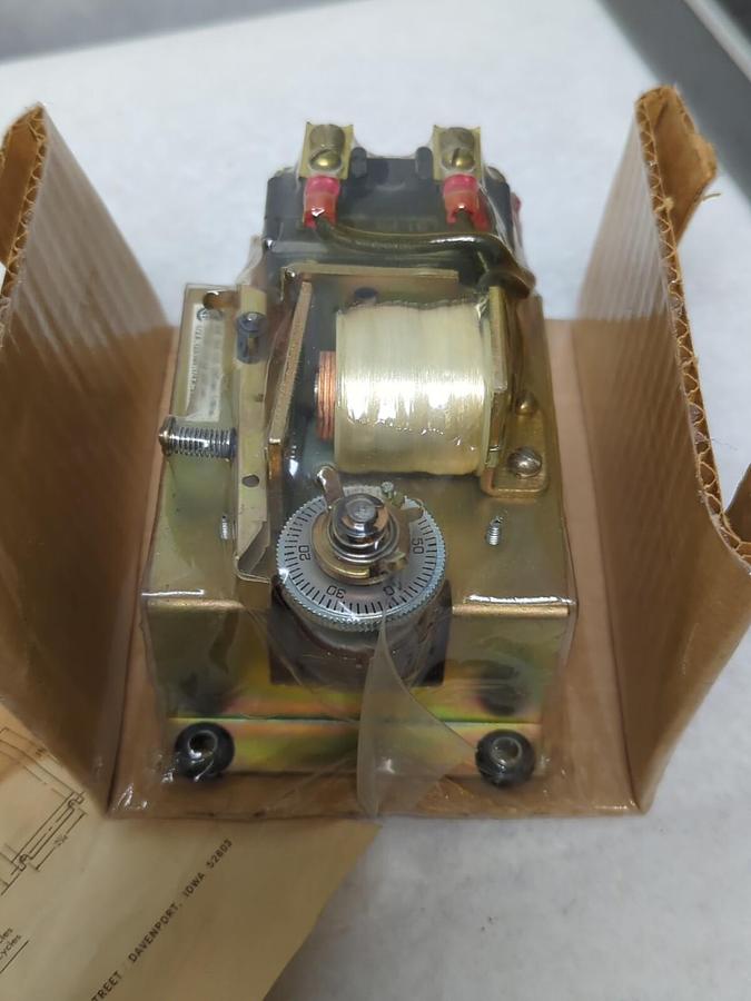 EAGLE SIGNAL,HD504AG21,TIMOFLEX TIME-DELAY RELAY 120V/60HZ 55 SEC NEW