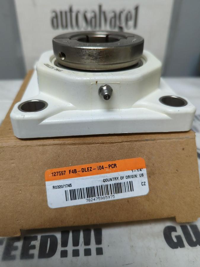 DODGE,127597 F4B-DLEZ-104-PCR,FLANGE MOUNT BEARING 4-BOLT BASE 1-1/4 IN BORE NOS