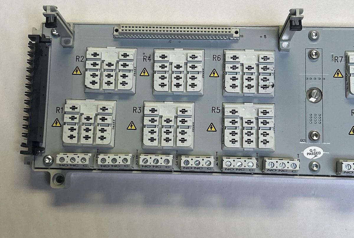 Used OVATION,1C31222G01,RELAY OUTPUT BASE MODULE