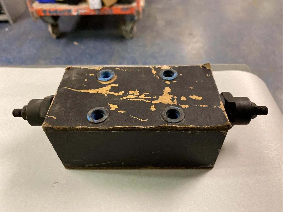 Used VICKERS,DGMFN-5-Y-A2W-B2W-30,FLOW CONTROL REFURBISHED