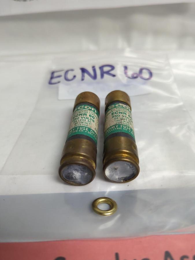Used ECON,ECNR60,DUAL ELEMENT 60 AMP FUSE LOT OF 2 PRE-OWNED