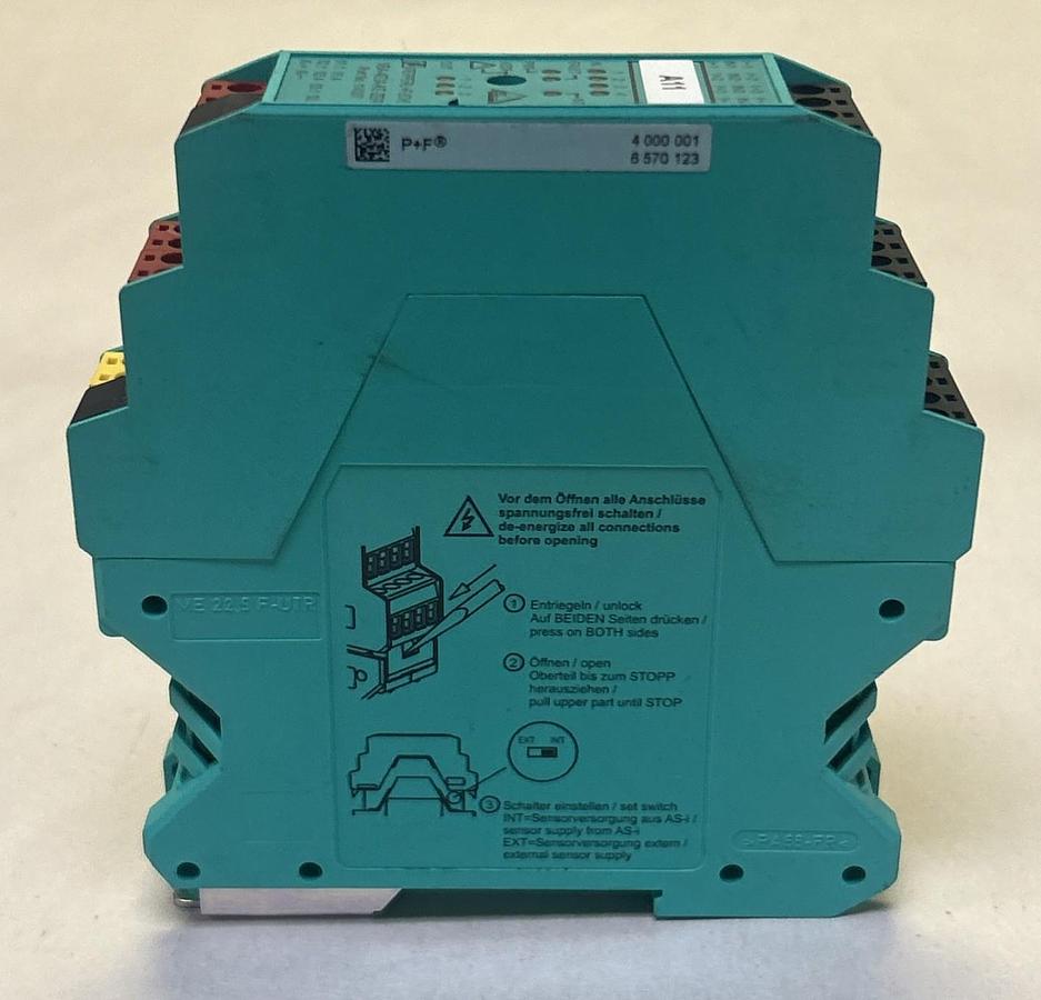 Used PEPPERL & FUCHS,VBA-4E3A-KE-ZE/R,AS-INTERFACE SENSOR/ACTUATOR MODULE