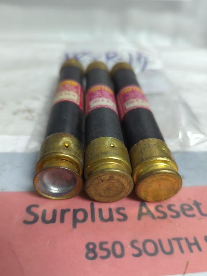 Used COOPER BUSSMANN,FRS-R-1-8/10,FUSETRON 1-8/10 AMP FUSE LOT OF 3 PRE-OWNED
