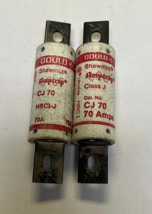 Used GOULD SHAWMUT,CJ70,FUSE 70A 600V LOT OF 2