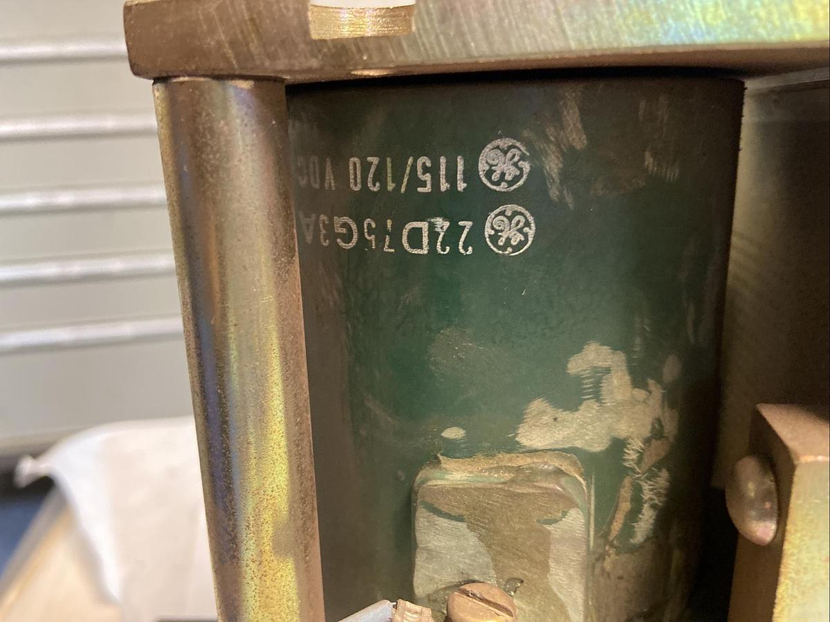 Used General Electric,DS303A 6A01KXA036XN,DC Contactor 600V 600A Coil 115/120Vdc