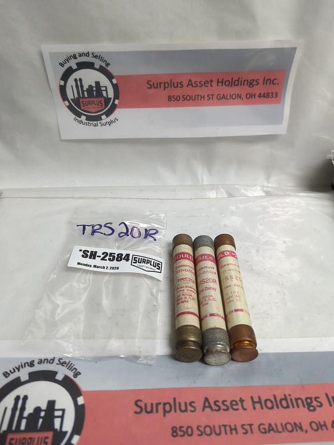 Used GOULD SHAWMUT,TRS20R,TRI-ONIC 20 AMP FUSE LOT OF 3 PRE-OWNED