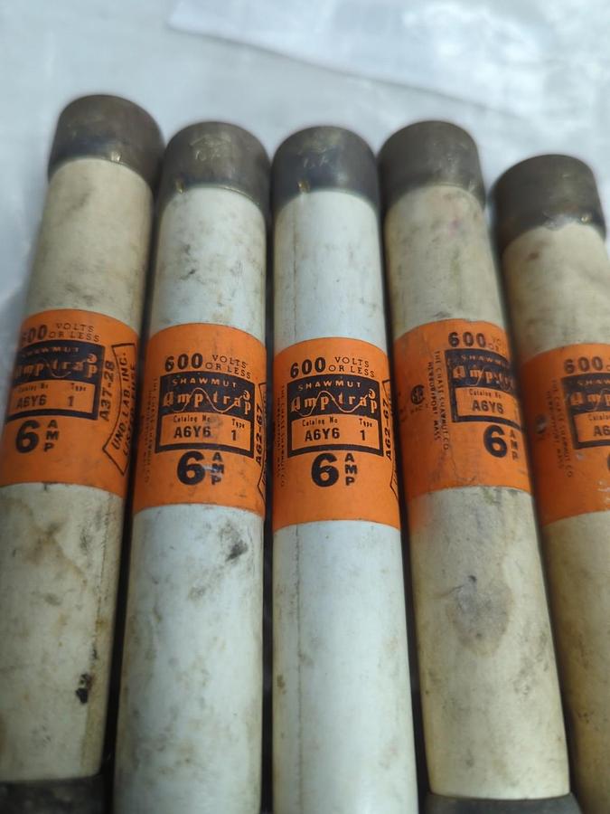 Used SHAWMUT,A6Y6,AMP-TRAP 6 AMP FUSE LOT OF 5 PRE-OWNED