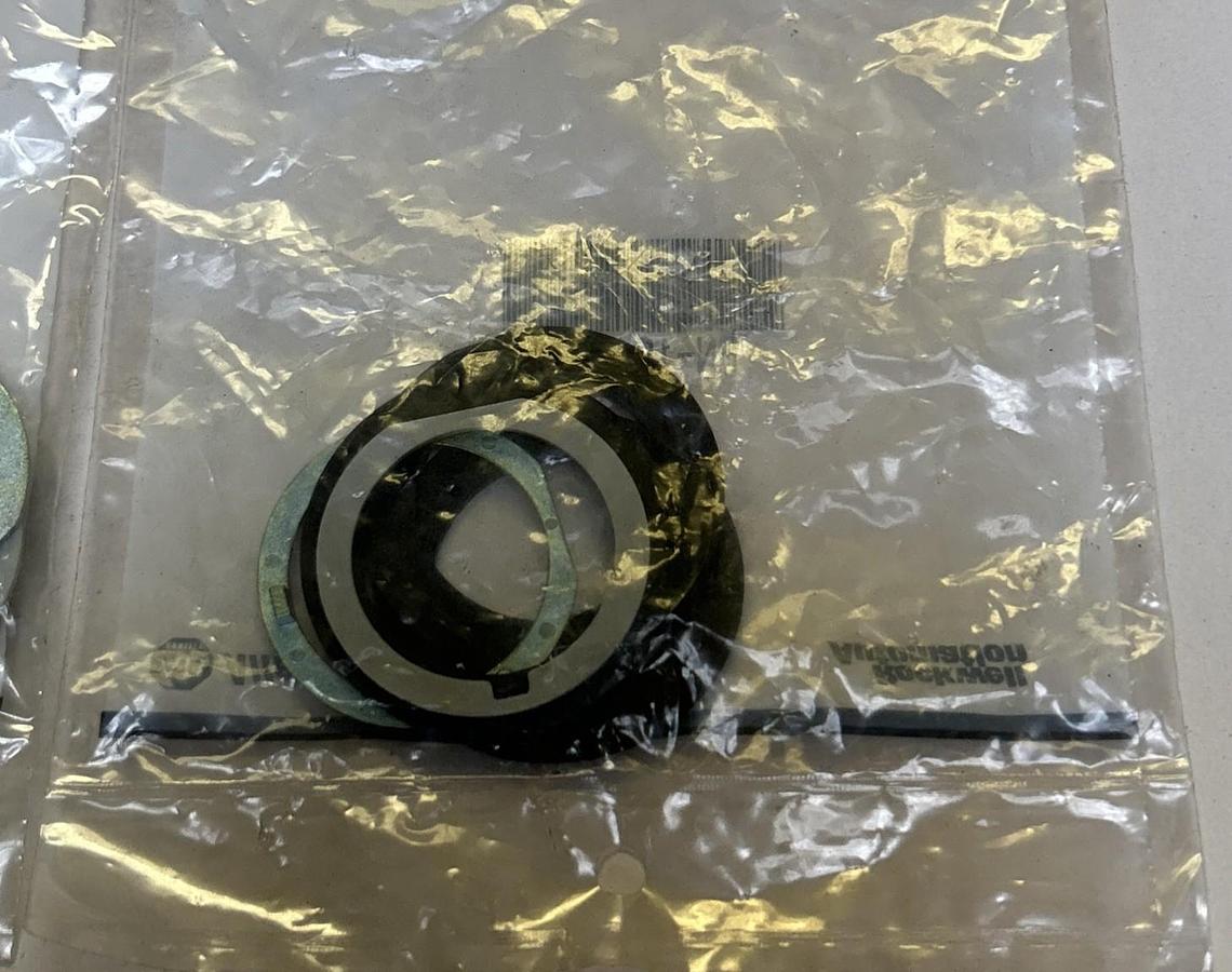 Used ALLEN BRADLEY,PN-184850,O-RING KIT LOT OF 2 NOS