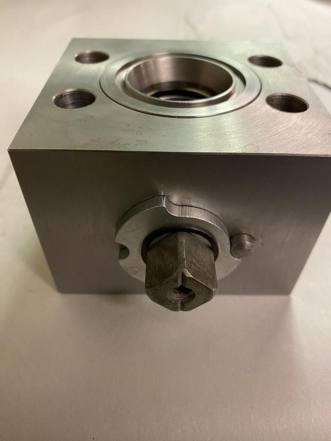 INSERTA,1BF-B-6124-ND,VALVE MANIFOLD