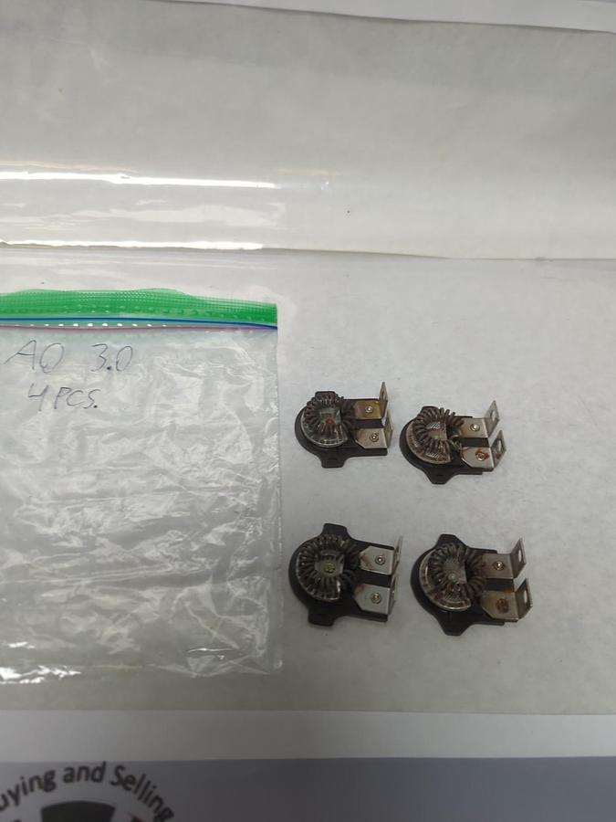 Used WESTINGHOUSE,AO-3.0,OVERLOAD THERMAL HEATER RELAY LOT OF 4 MISSING SCREWS USED
