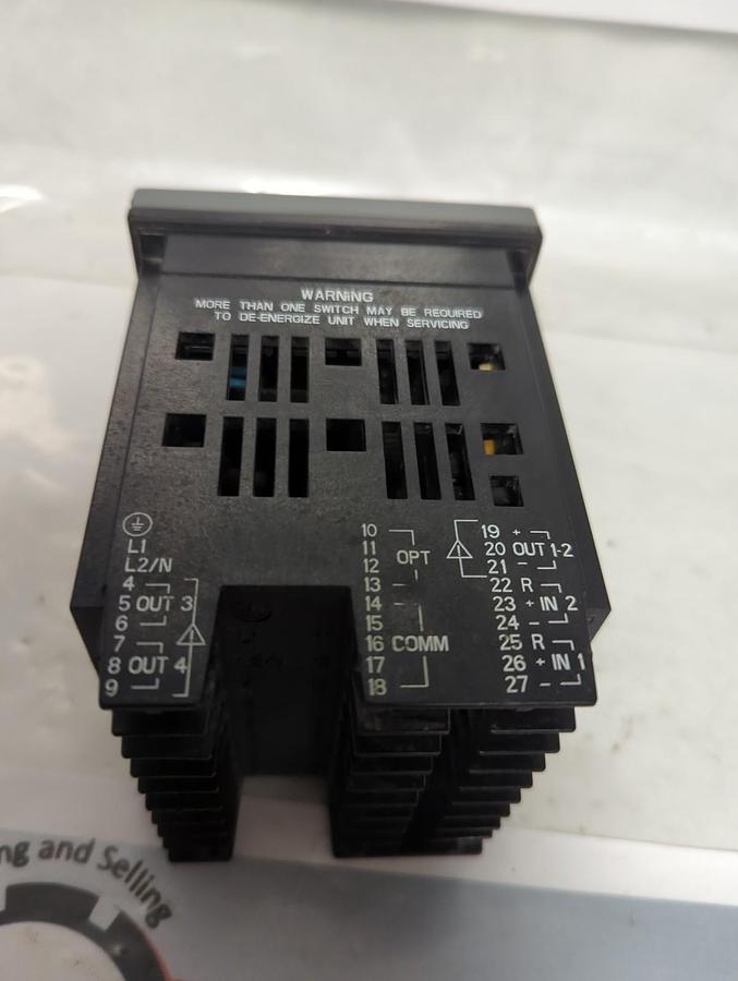 Used HONEYWELL,UDC3200,DIGITAL CONTROLLER 90-250VAC 50/60HZ 20VA PRE-OWNED