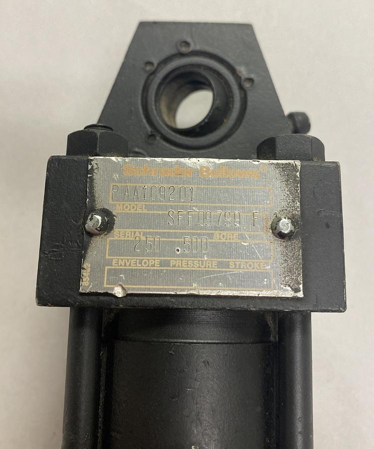 Used SCHRADER BELLOWS,PAA109201,PNEUMATIC CYLINDER