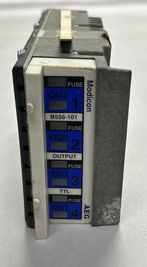 Used MODICON,AS-B556-101,OUTPUT MODULE
