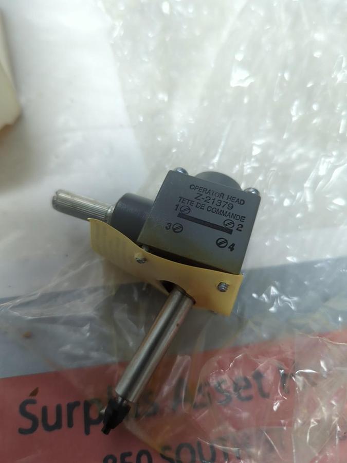 ALLEN BRADLEY,Z-21379,OPERATING HEAD NOS