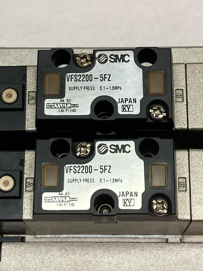 Used SMC,VFS2200-5FZ,Valve Block 0.1~1.0MPa