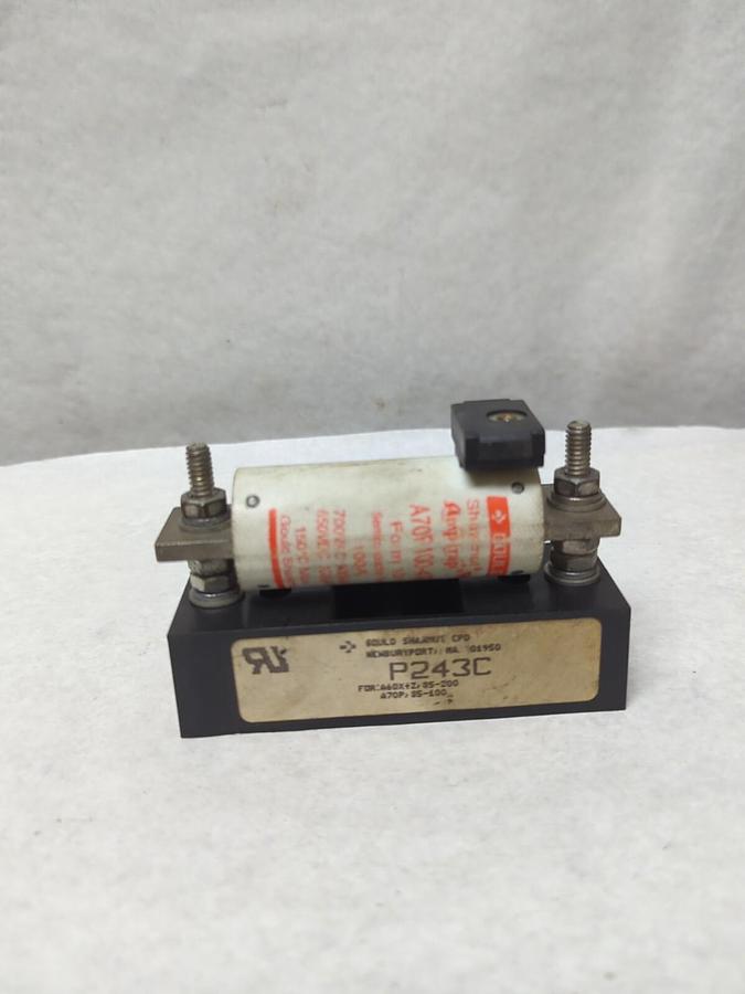 Used GOULD SHAWMUT,P243C,FUSE BLOCK HOLDER WITH 100 AMP FUSE PRE-OWNED
