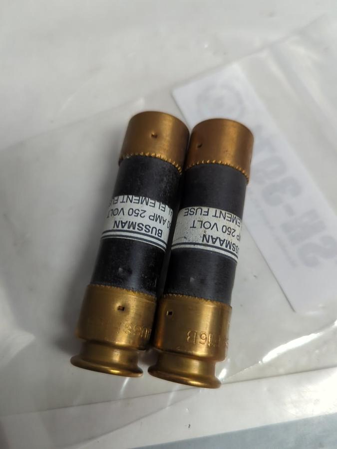 Used BUSSMANN,F16B,FUSE 250 VOLT 60 AMP LOT OF 2 PRE-OWNED