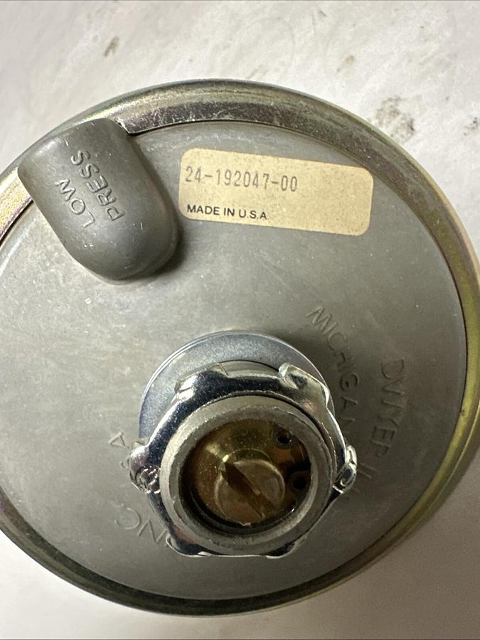 Dwyer,24-192047-00,Differential Pressure Switch