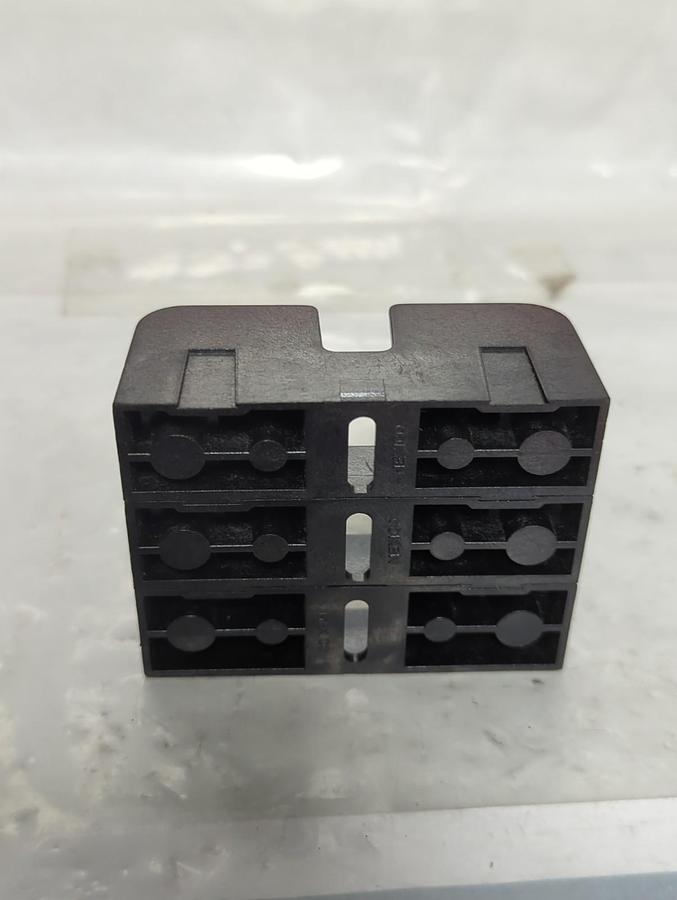 Used GOULD SHAWMUT,30313,FUSE HOLDER 30 AMP 600 VOLT PRE-OWNED